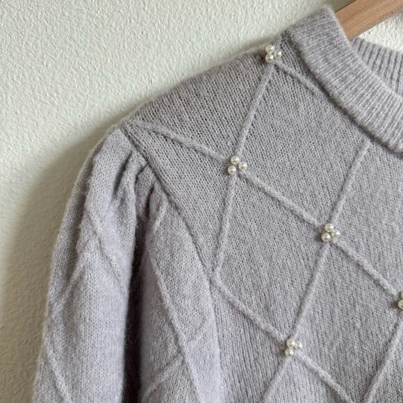 ASTR the Label Gray Argyle Pearl Embellished Pullover Sweater Women's XL NWT - Picture 4 of 6